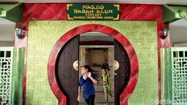 Romantisme Ramadan di Masjid Babah Alun