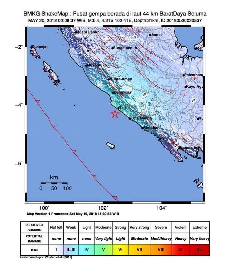 Gempa 5,4 SR Guncang Bengkulu Gempa 5,4 SR Guncang Bengkulu