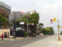 Beton di Simpang Mampang Prapatan Dibuka, Traffic Light Normal Lagi
