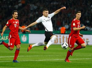 Kalahkan Bayern, Eintracht Frankfurt Juara DFB-Pokal Kalahkan Bayern, Eintracht Frankfurt Juara DFB-Pokal