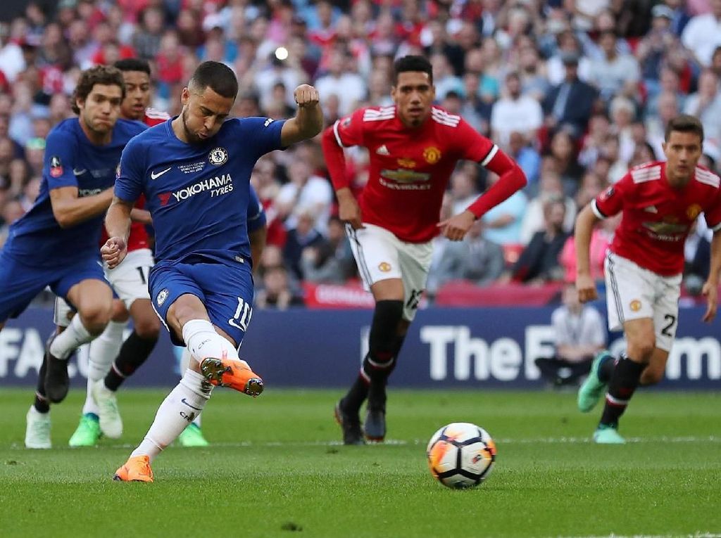 Gol Hazard yang Bawa Chelsea Juara Piala FA Gol Hazard yang Bawa Chelsea Juara Piala FA