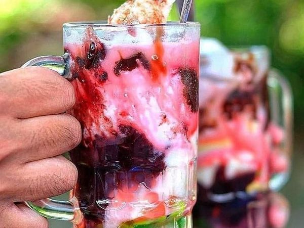 Awas Ngiler! 10 Sajian Es Doger dari Netizen Ini Seger Banget