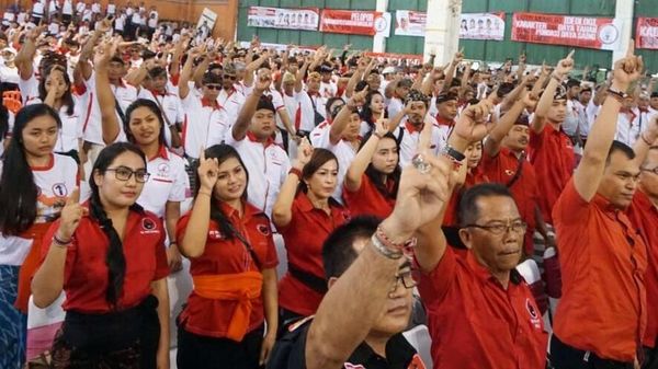 Deklarasi Pemenangan Wayan Koster di Pilgub Bali