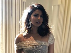 Bantu Pengungsi di Bangladesh, Priyanka Chopra Tuai Pujian