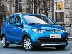 Mobil China Salip Nissan