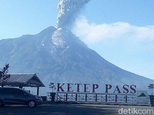 Pascaletusan Freatik Merapi, Wisata Ketep Pass Tetap Buka Pascaletusan Freatik Merapi, Wisata Ketep Pass Tetap Buka