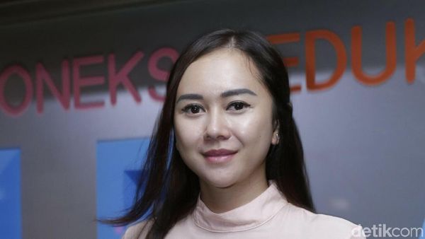 Aura Kasih yang Makin Cantik dari Hari ke Hari