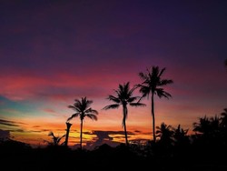Menanti Azan Magrib di Ujung Kepulauan Selayar