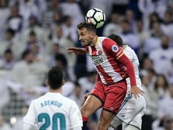 5. Musim ini Girona mencetak 50 gol dan nyaris separuhnya dicetak oleh Cristhian Stuani (21 gol). Jumlah gol Stuani itu termasuk lima tendangan dari titik 12 pas. (Foto: JAVIER SORIANO/AFP)