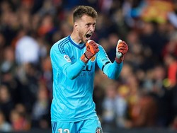 Barcelona Gaet Neto Sebagai Pelapis Baru Ter Stegen