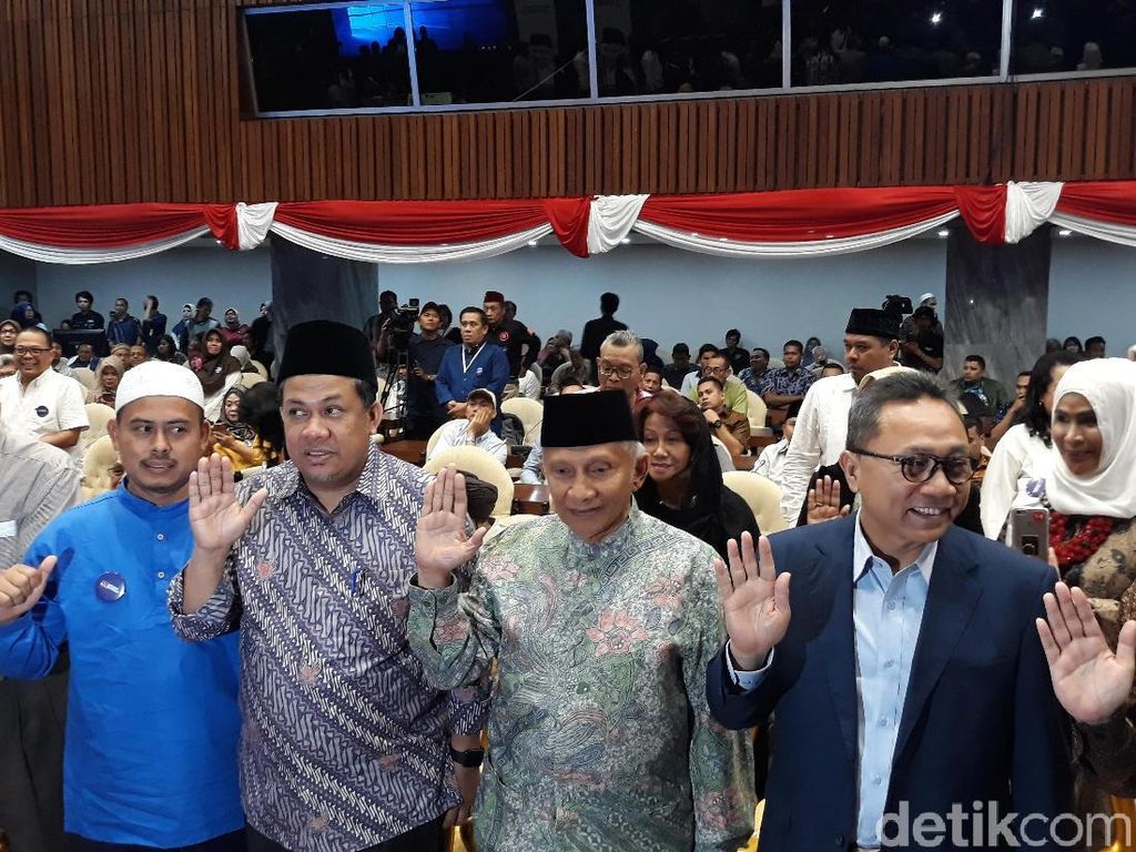 20 Tahun Reformasi, Fahri: Amien Rais Tak Tergoda Kekuasaan 20 Tahun Reformasi, Fahri: Amien Rais Tak Tergoda Kekuasaan