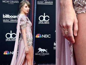 Cincin Ular Taylor Swift di Billboard Music Awards 2018