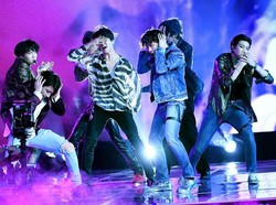 Kocak! BTS Dikerjai saat Tampil di Acara Ellen DeGeneres