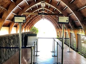 Foto: Inilah Bandara Paling Terpencil di Dunia