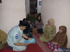 Ahli Waris 12 Korban Tewas Kecelakaan di Brebes Terima Santunan