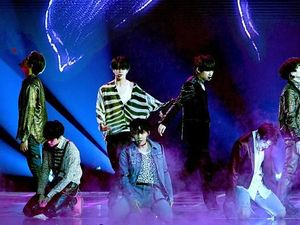 Ngefans Berat! John Cena Tawarkan Diri Jadi Bodyguard BTS