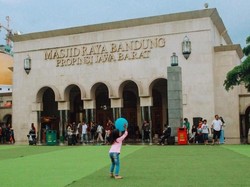 Jokowi Akan Kurban Sapi Limosin di Masjid Raya Bandung