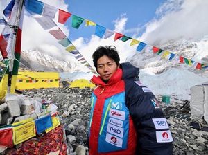 8 Kali Coba Taklukkan Gunung Everest, Pendaki Jepang Meninggal
