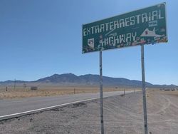 Foto: Ada Jalan Raya Alien Nih!