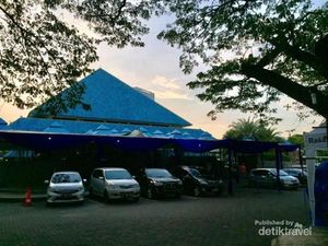 Melipir ke Masjid Pondok Indah, Ada Apa di Ramadan Ini?