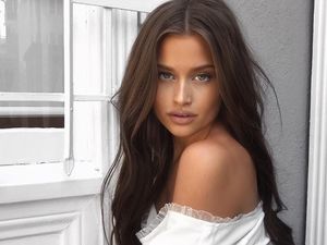 Foto: Liburannya Pacar Baru Brooklyn Beckham yang Seksi Foto: Liburannya Pacar Baru Brooklyn Beckham yang Seksi