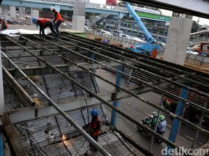 Video: Melihat Halte Transjakarta BNN 1 yang Terbengkalai