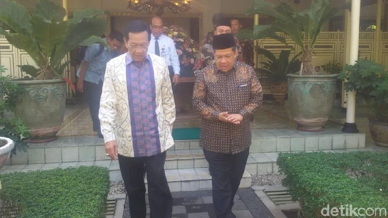 Ini Alasan Fahri Hamzah Dicoret Sebagai Penceramah di Masjid UGM Ini Alasan Fahri Hamzah Dicoret Sebagai Penceramah di Masjid UGM