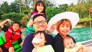 Kebersamaan Pinkan Mambo dan Buah Hatinya