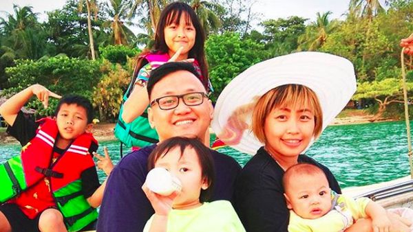 Kebersamaan Pinkan Mambo dan Buah Hatinya