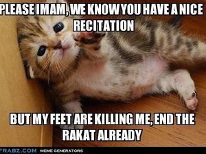 8 Meme Tarawih yang Bisa Menandakan Badan Tak Bugar