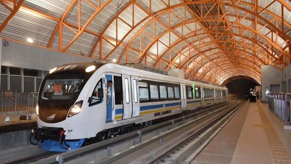 LRT Palembang Melintas Mulus untuk Pertama Kalinya