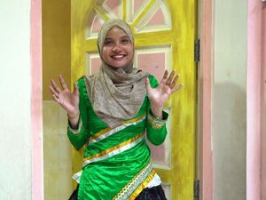 Mengenal Libaas, Pakaian Khas Maldives yang Berkilauan