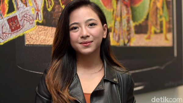 Lama Tak Muncul, Apa Kabar Nadia Vega?