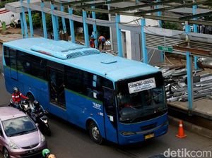 Penumpang Transj Meningkat Selama Uji Coba Perluasan Ganjil-Genap Penumpang Transj Meningkat Selama Uji Coba Perluasan Ganjil-Genap