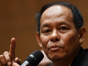 Tangis Ketua Komisi Antikorupsi Saat Ungkap Tekanan Selidiki 1MDB