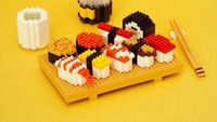 Keren! Ramen hingga Sepotong Kue Ini Terbuat dari Nanoblock