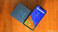 Unboxing Zenfone 5, Menggoda dari Berbagai Sisi