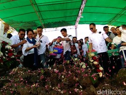 Pesan Istri Bayu Penghadang Bomber ke Teroris: Cukup Ini Terakhir