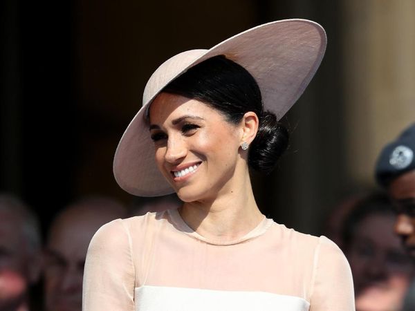Kelihatannya Sederhana, Tapi Gaya Meghan Markle Ini Bernilai Rp 14 M!
