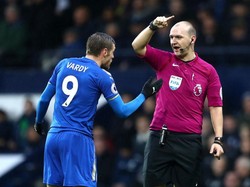4. Di Premier League 2017/2018, Jamie Vardy punya koleksi 20 gol. Di sisi lain, penyerang Leicester itu juga 44 kali masuk jebakan offside. (Foto: Michael Steele/Getty Images)
