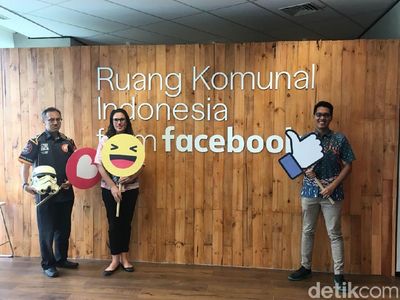 Mengintip Kenyamanan Ruang Komunal Facebook di Jakarta