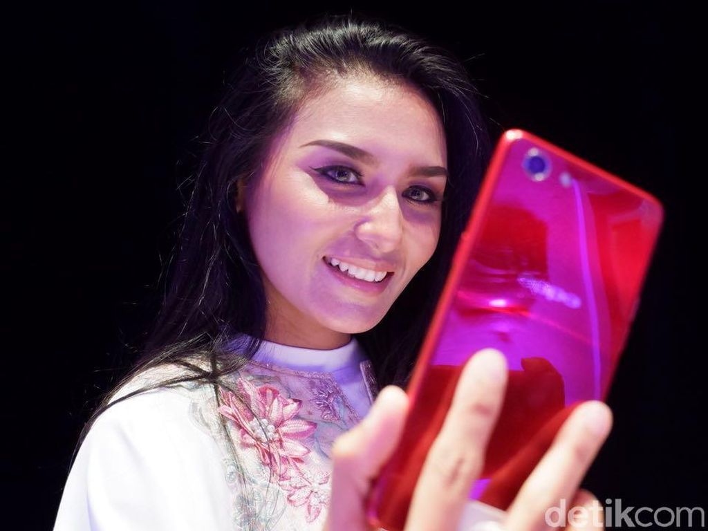 Ada Fenomena Ponsel Gaib, Ini Kata Oppo Ada Fenomena Ponsel Gaib, Ini Kata Oppo