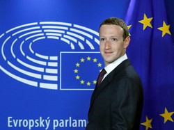 Pemegang Saham Facebook Kesal dengan Mark Zuckerberg