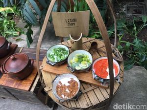 Di Sini Bisa Berbuka Puasa dengan Suasana Pasar Papringan Temanggung