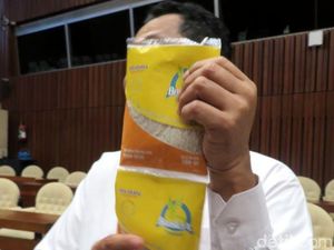 Pengusaha: Belum Ada Pembahasan Beras Sachet di Toko Ritel