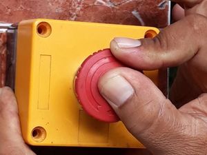 Kantor Polisi di Jakbar Dipasang Sistem Alarm Tanda Bahaya Kantor Polisi di Jakbar Dipasang Sistem Alarm Tanda Bahaya