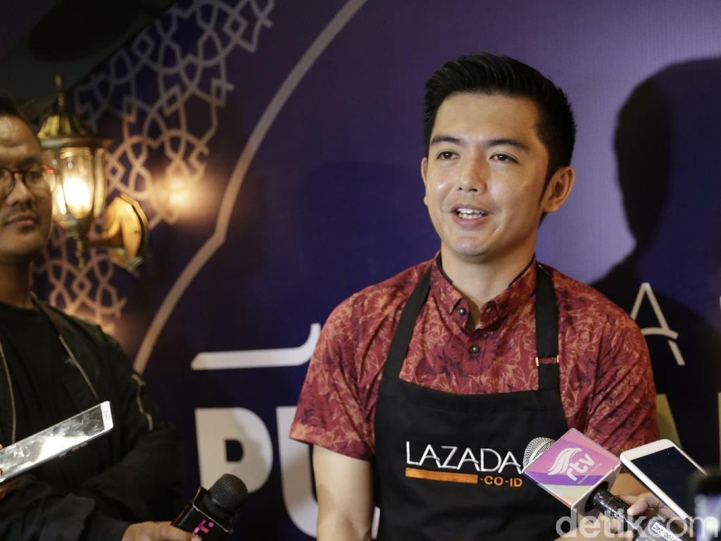 Sidang Cerainya Digelar, Nicky Tirta dan Liza Elly Absen Lagi Sidang Cerainya Digelar, Nicky Tirta dan Liza Elly Absen Lagi