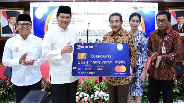 Permudah Transaksi, Kemenpan RB Gunakan BRI Corporate Card