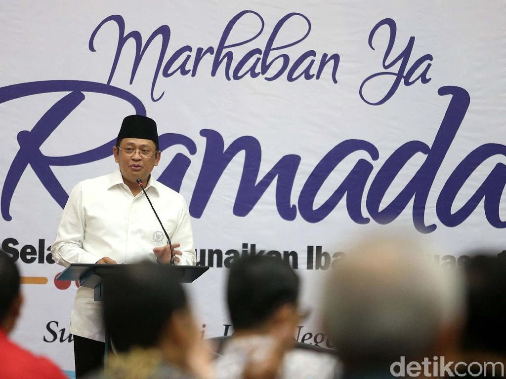 Bamsoet Harap Kenaikan Tunjangan Bikin Babinsa Senang Bamsoet Harap Kenaikan Tunjangan Bikin Babinsa Senang