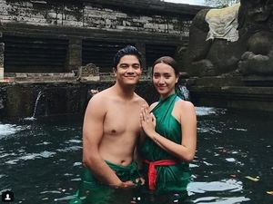 Momen Mesra Erica Putri dan Deryl